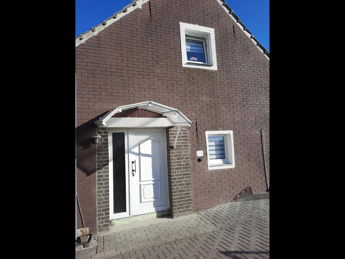 Neu! Ferienwohnung Lucie 凯沃拉尔 外观 照片